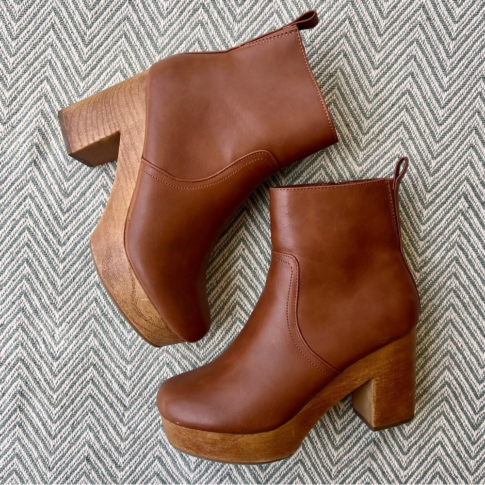 Universal Thread Platform Booties | Chestnut Brown | Size 7.5 | (like new!)